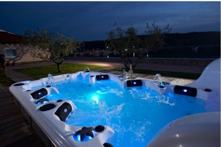 Плавательный спа-бассейн Sunrans SR-859 Плавательный спа-бассейн Sunrans SR-859