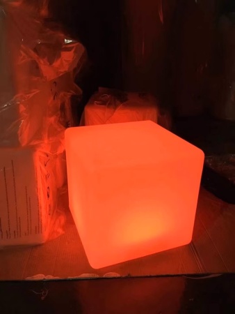 Светильник Куб 40 питание от сети 220В, RGB